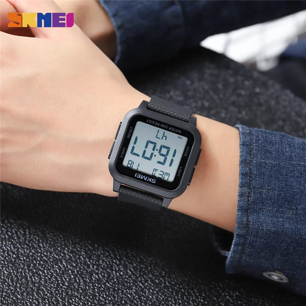 SKMEI Outdoor Sport Watch Men Alarm Chrono Clock 5Bar Waterproof Military Watches LED Display Shock Digital Watch reloj hombre