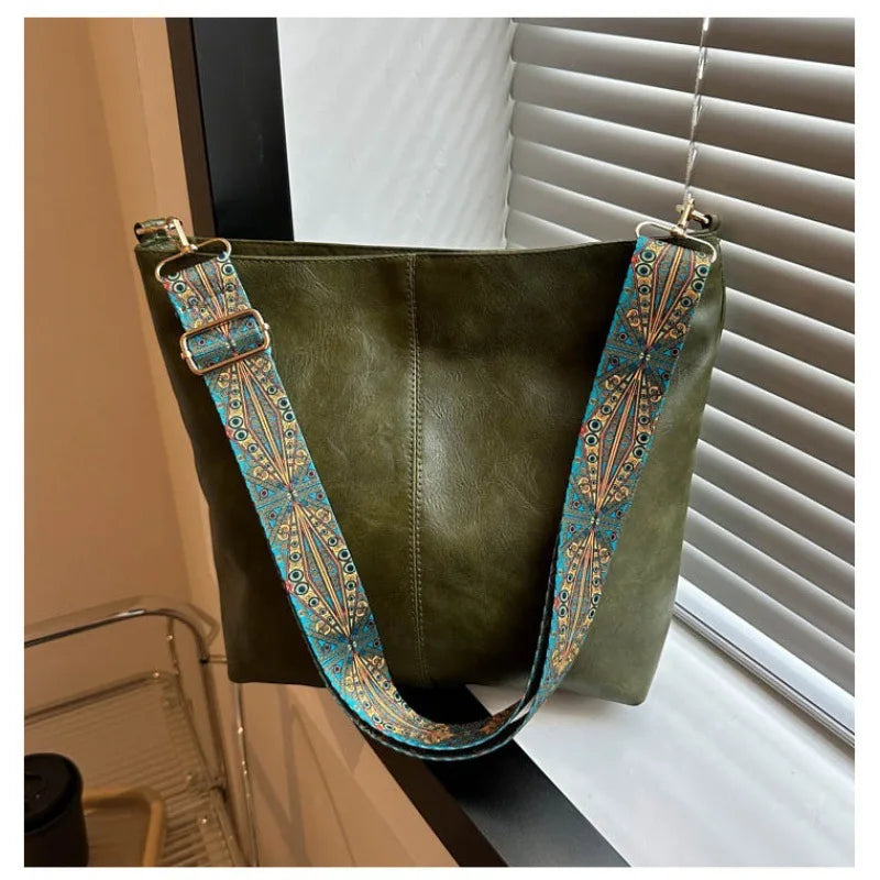 Women's retro solid color PU large capacity shoulder bag, fashionable crossbody bag, suitable for girls' daily commuting -zmt