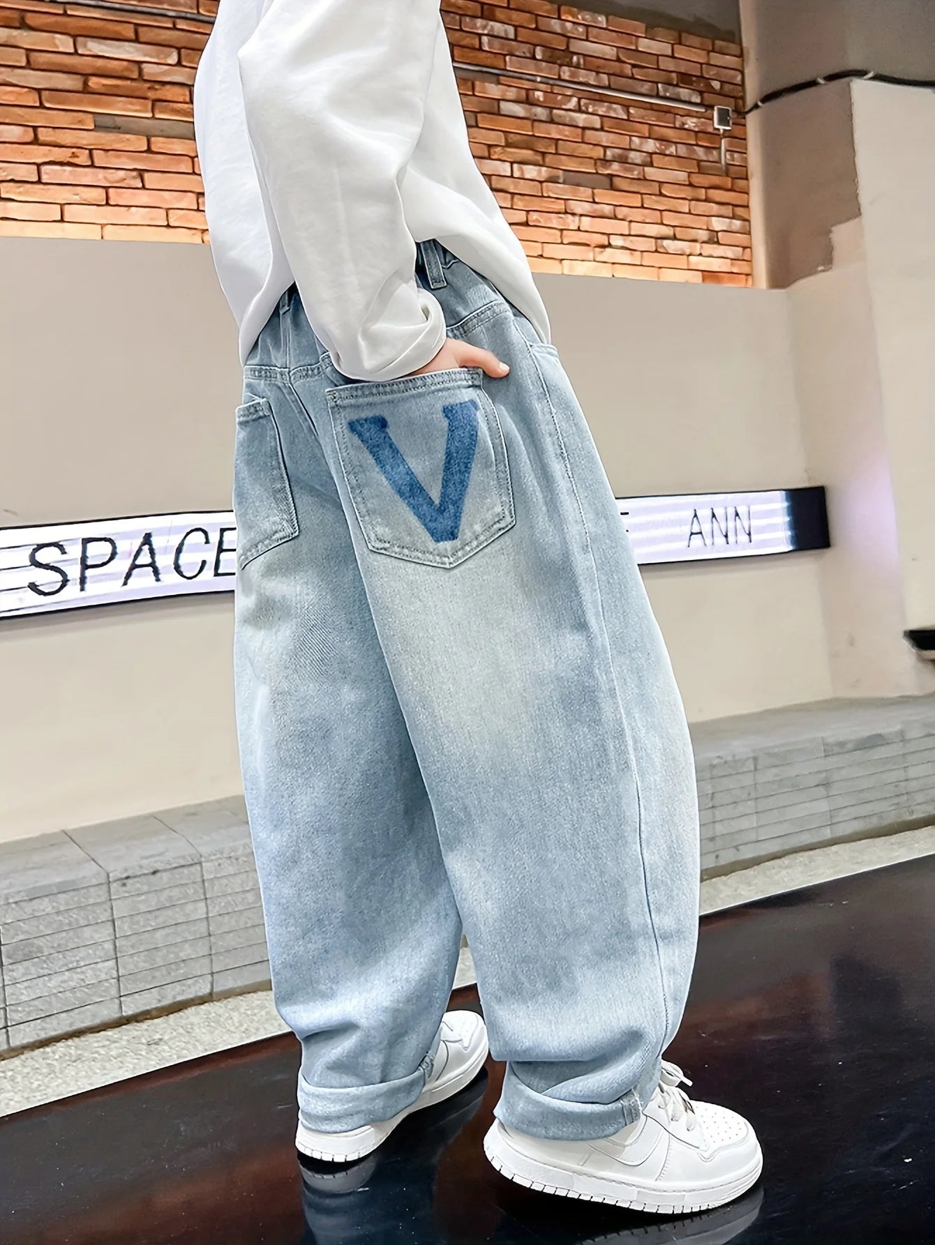 Boys' cartoon embroidered casual jeans, pants, spring and autumn